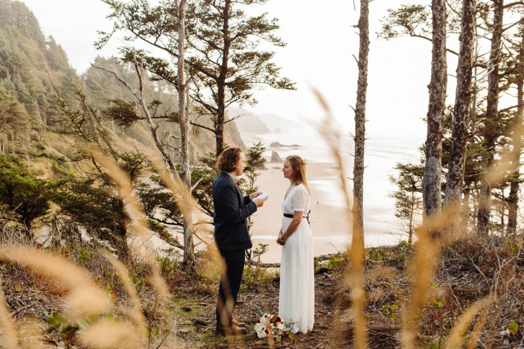 Bride and groom elopement ceremony at hug point near Cannon Beach Oregon